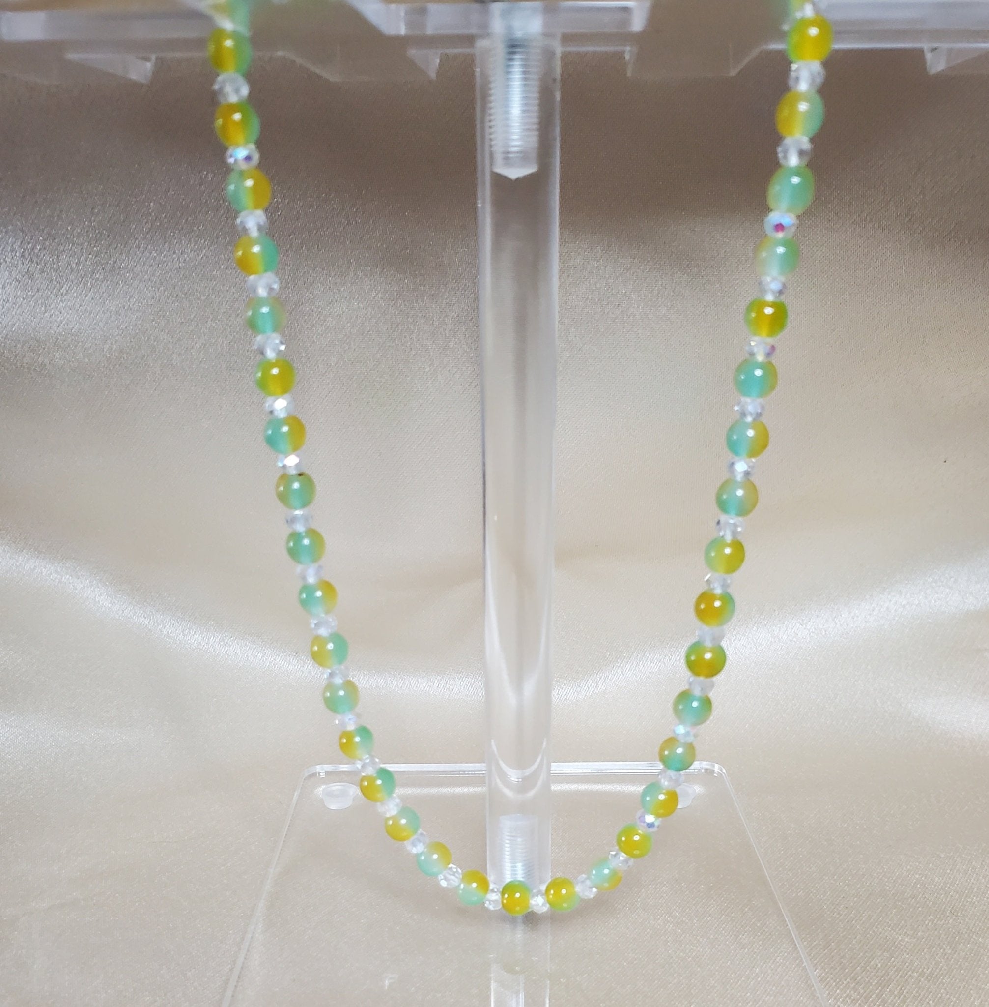 14" Summertime lime green, lemon and clear glass beads necklace. - Arts & Scraps