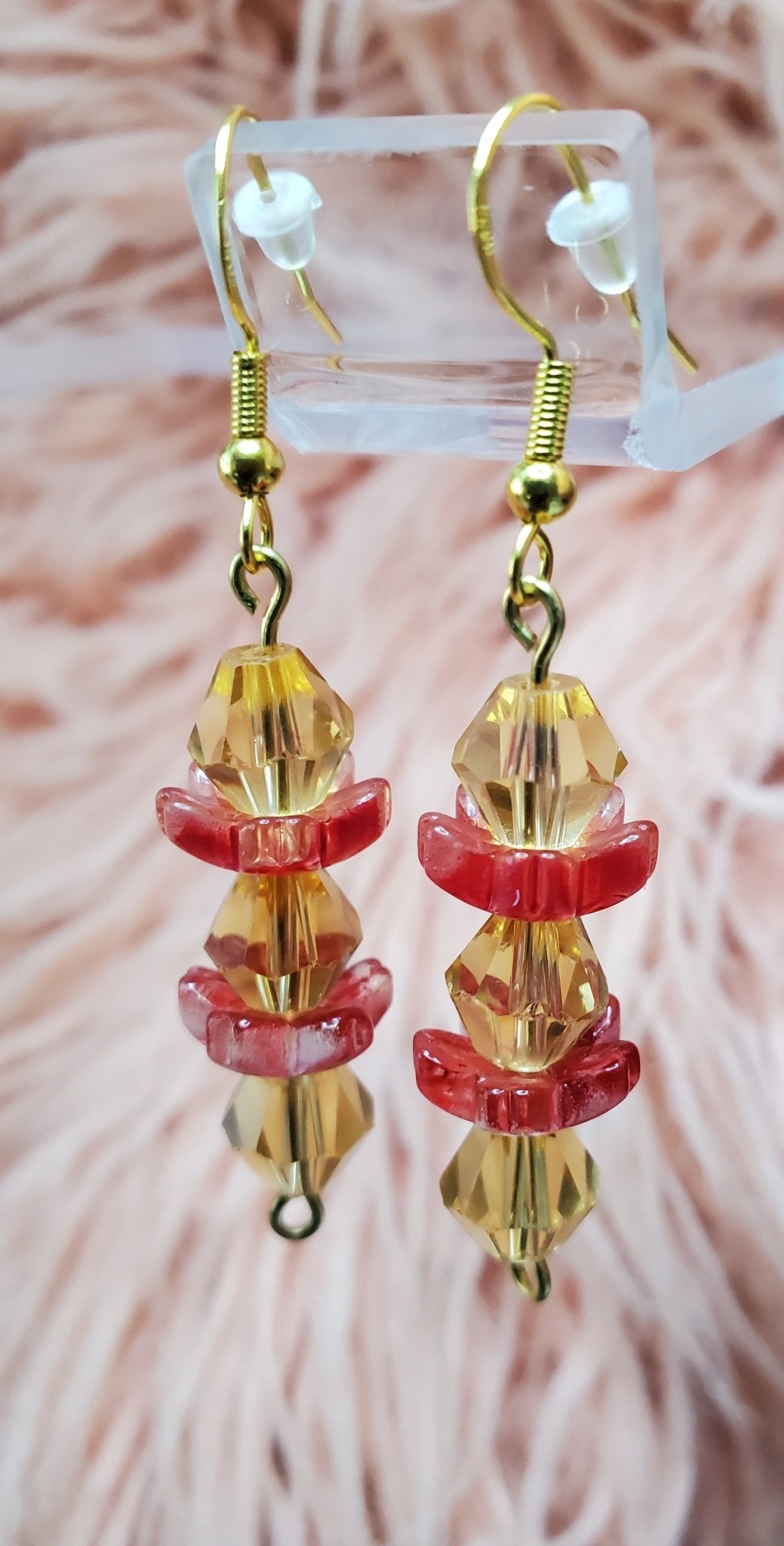 Beautiful dangling gold and pink earrings - Arts & Scraps