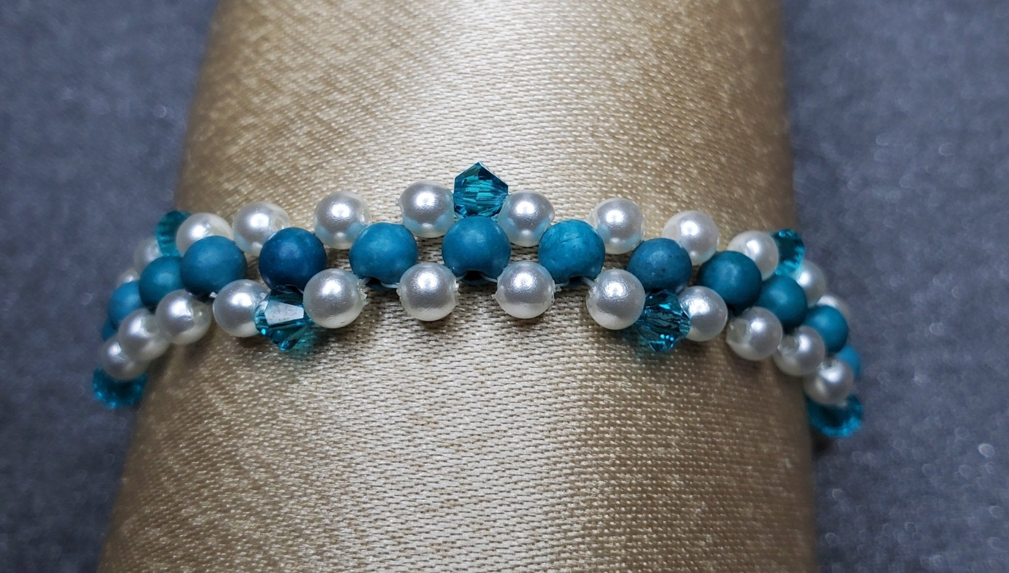 Beautiful turquoise and white wood, glass, and acrylic bracelet - Arts & Scraps