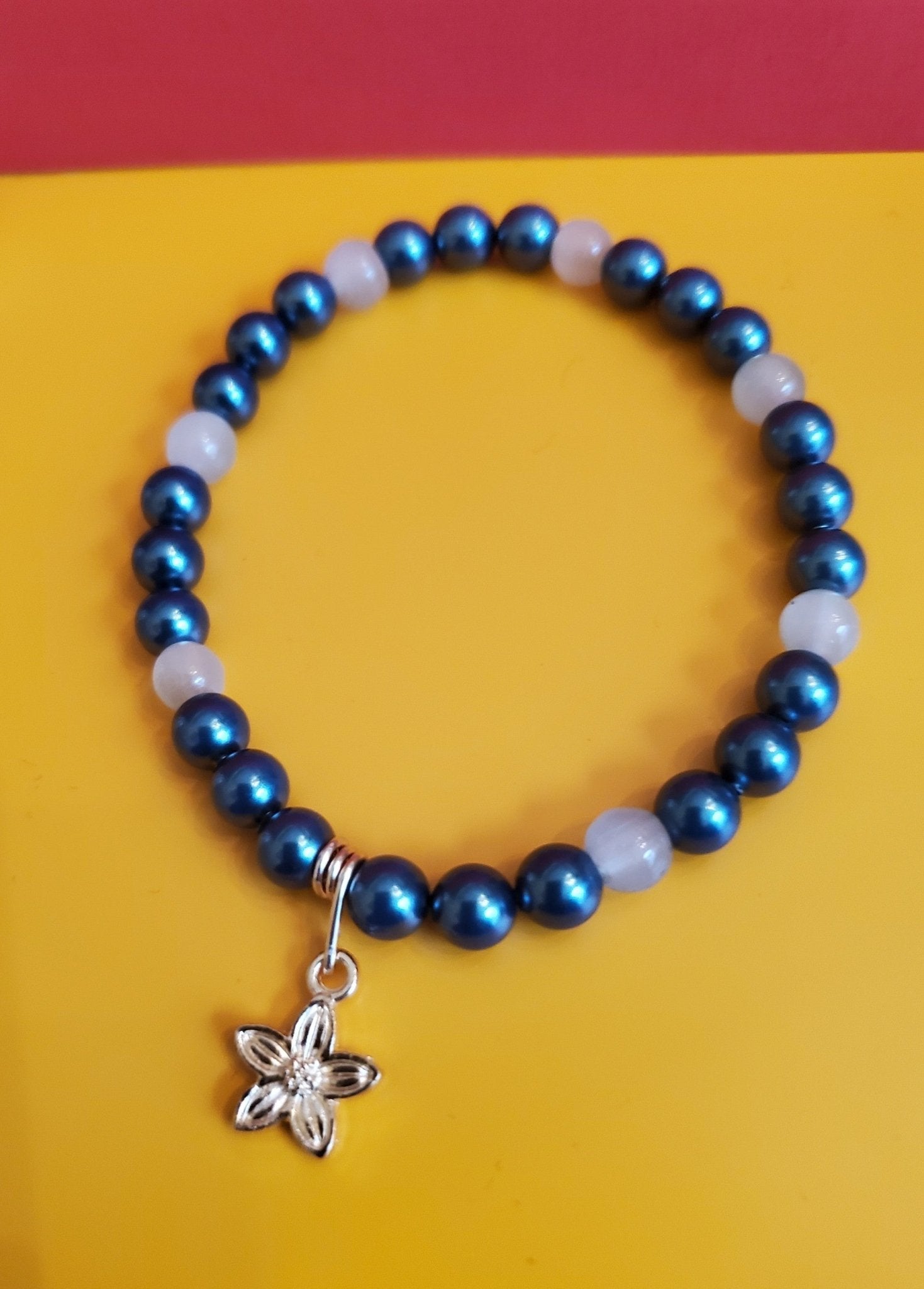 Bracelet - Arts & Scraps