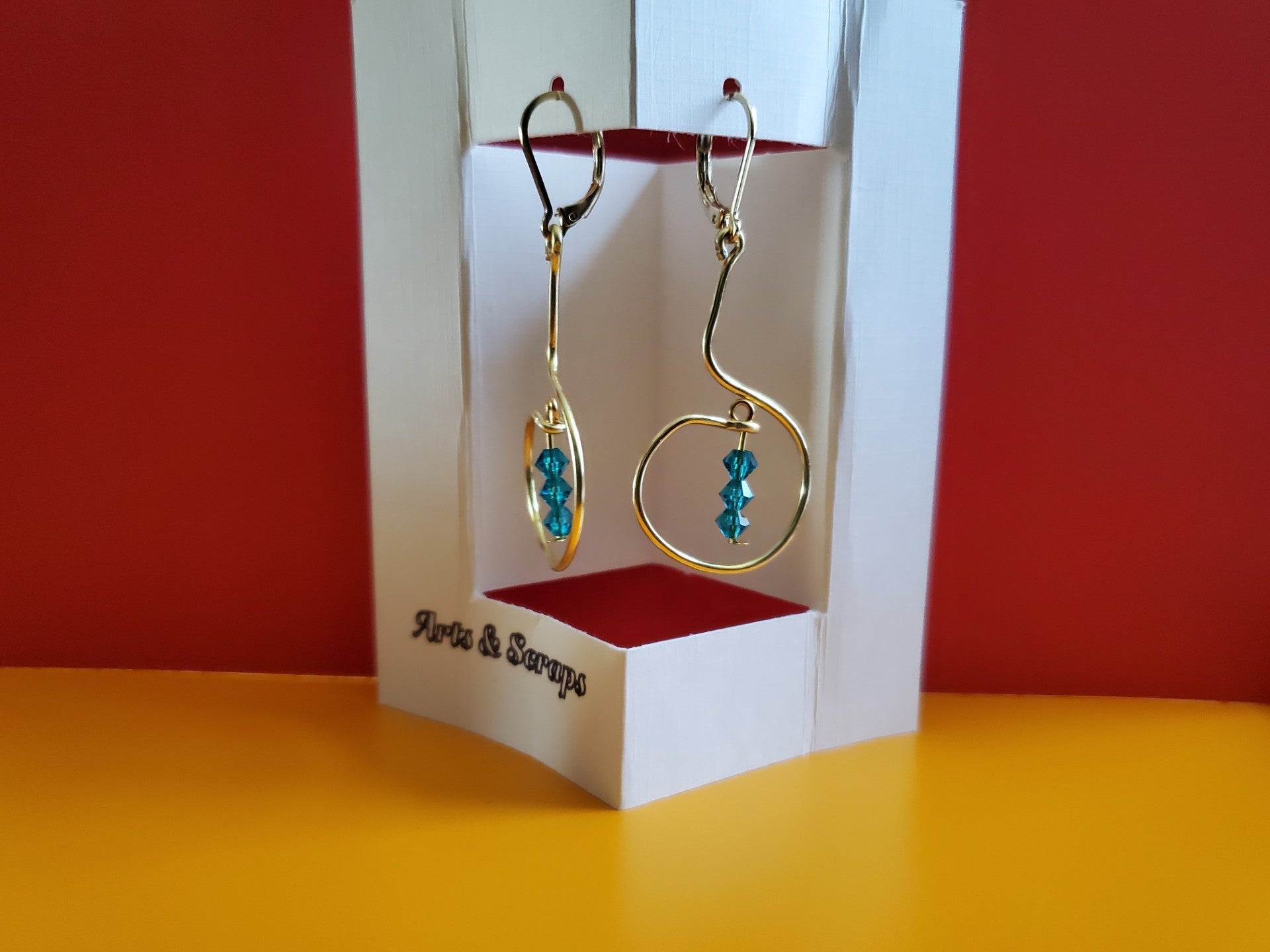 Earrings - Arts & Scraps