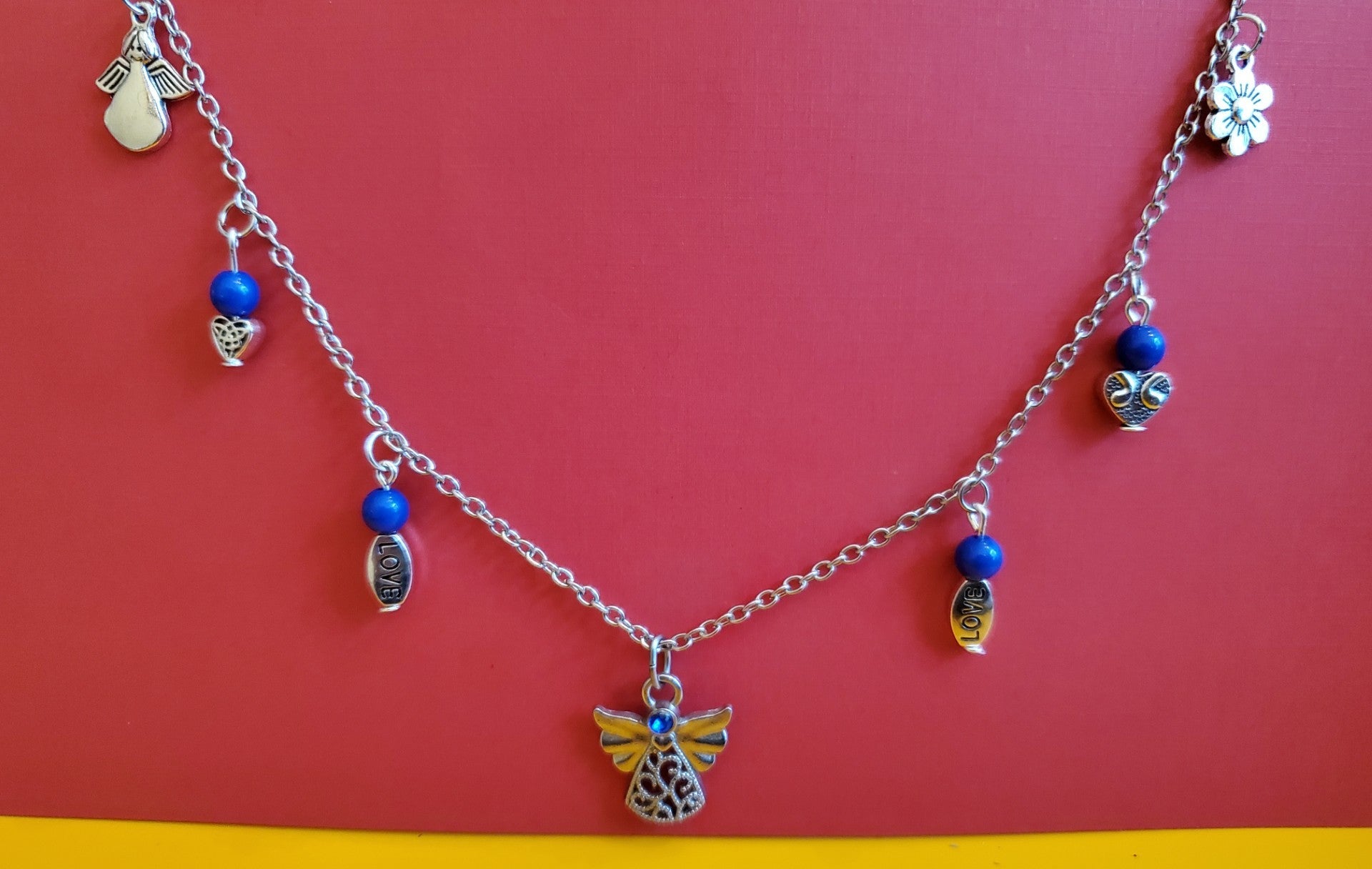 Necklace - Arts & Scraps