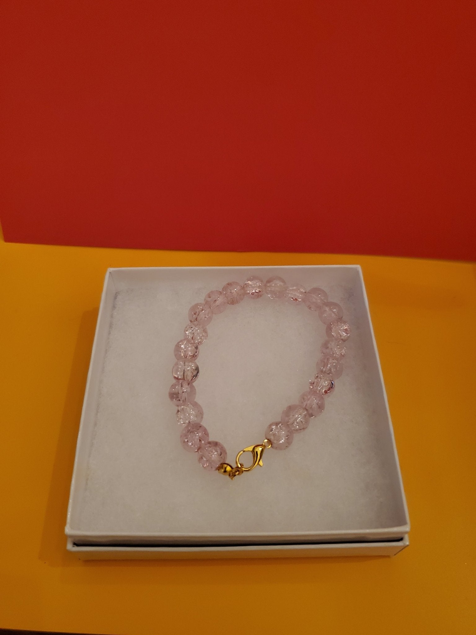 Pink bracelet - Arts & Scraps