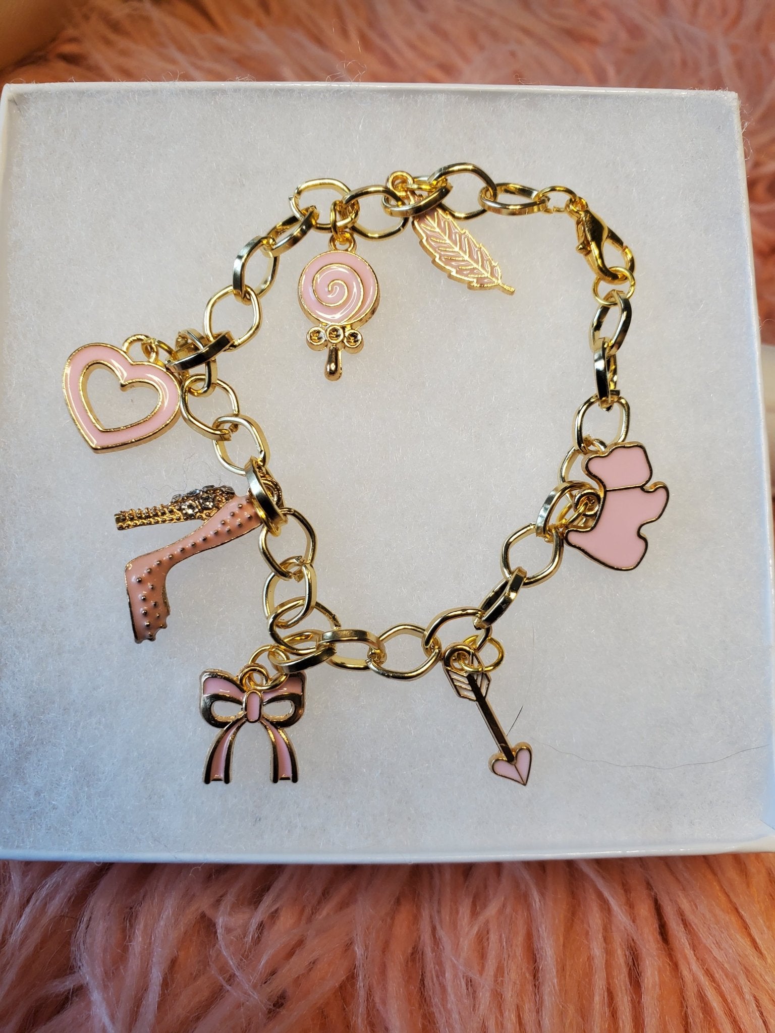 Pink lady charm bracelet - Arts & Scraps