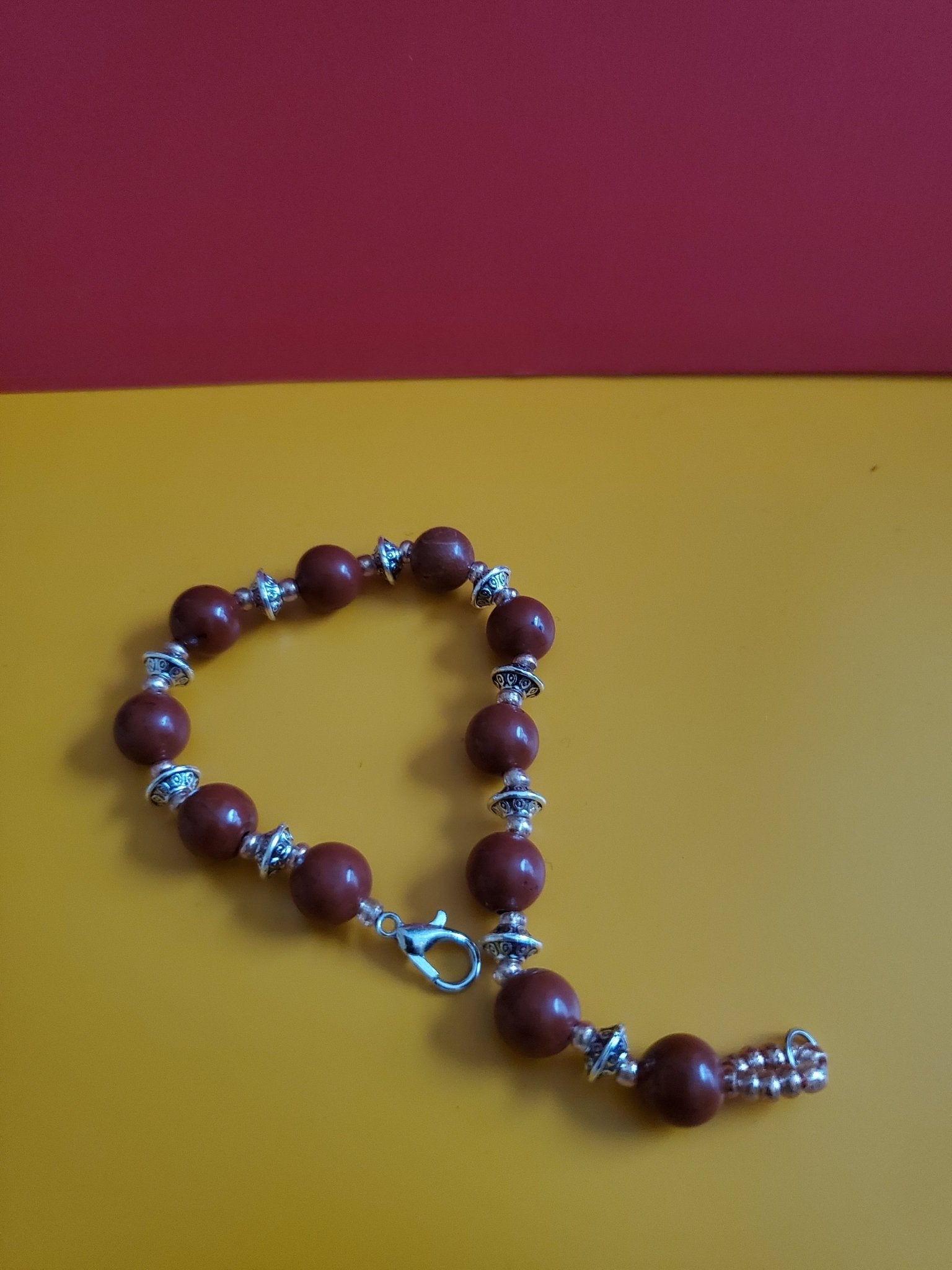 Stylish red/brown rondelle spacers bracelet - Arts & Scraps